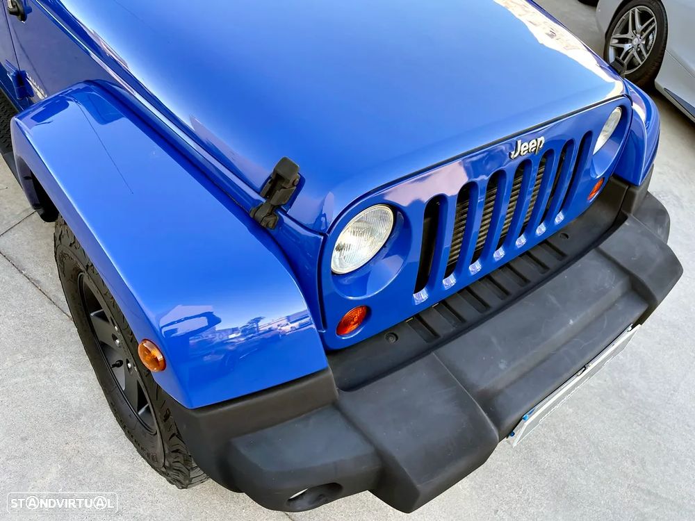 Jeep Wrangler 2.8 CRD ATX Sport - 41