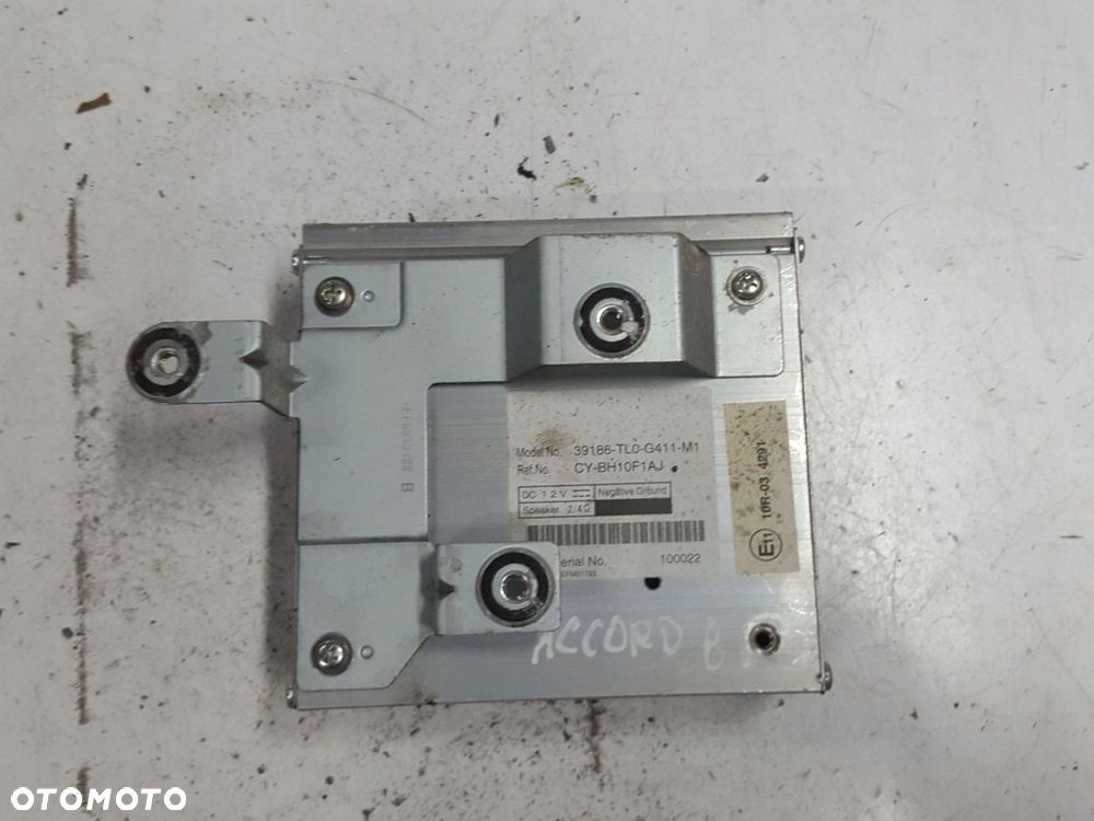 HONDA ACCORD 8 VIII 08-15r WZMACNIACZ RADIA AUDIO 39186-TL0-G411-M1 - 2