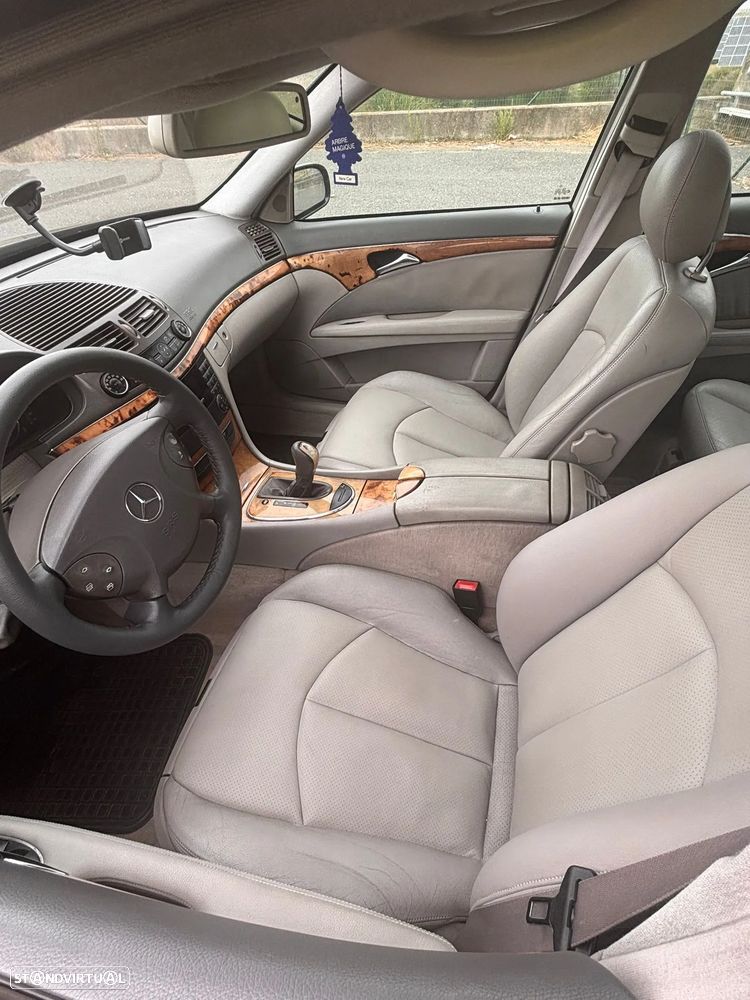 Mercedes-Benz E 270 - 6