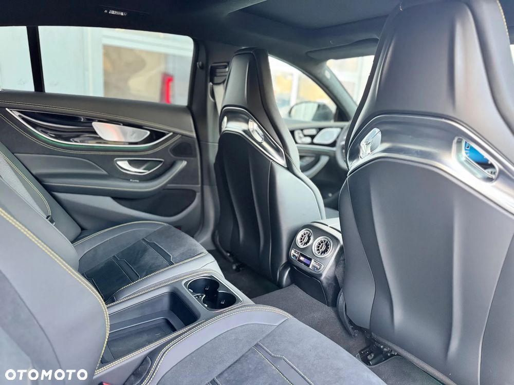 Mercedes-Benz AMG GT 63 S 4Matic+ Speedshift MCT 9G - 21