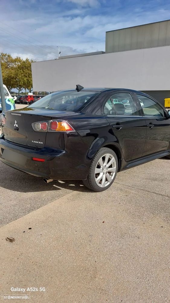 Mitsubishi Lancer 1.8 DI-D Intense - 9
