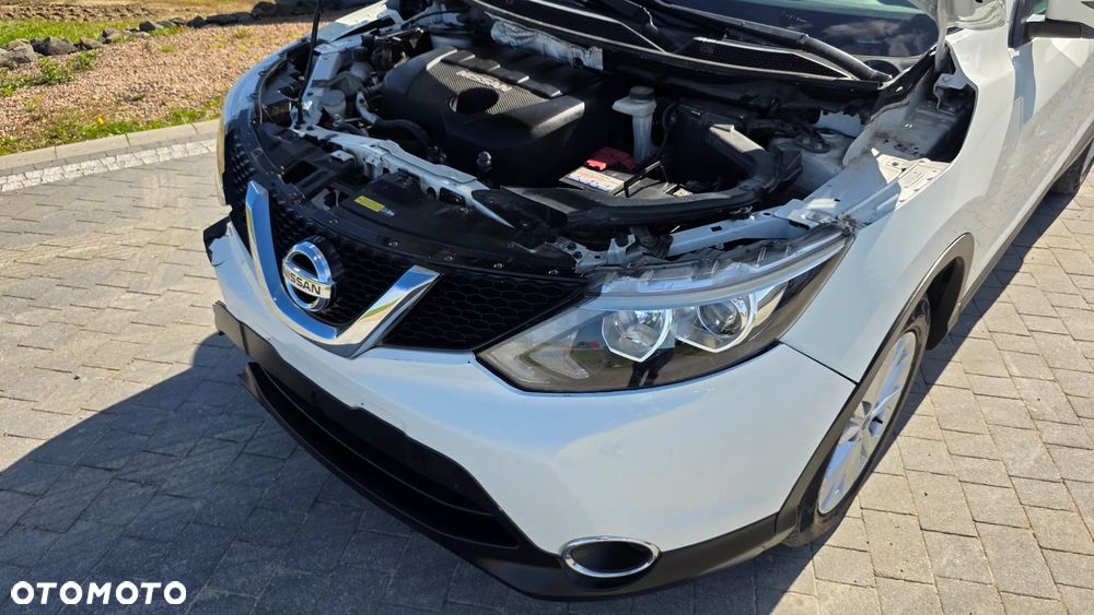Nissan Qashqai - 25