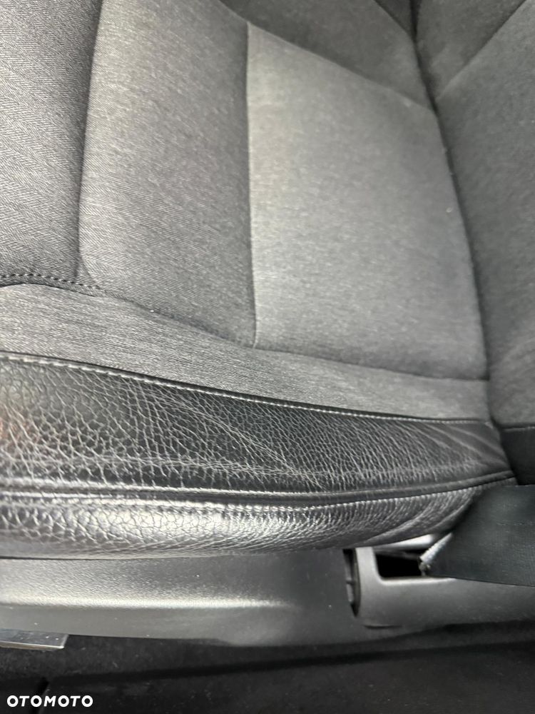 Volvo V90 D4 Momentum Pro - 28