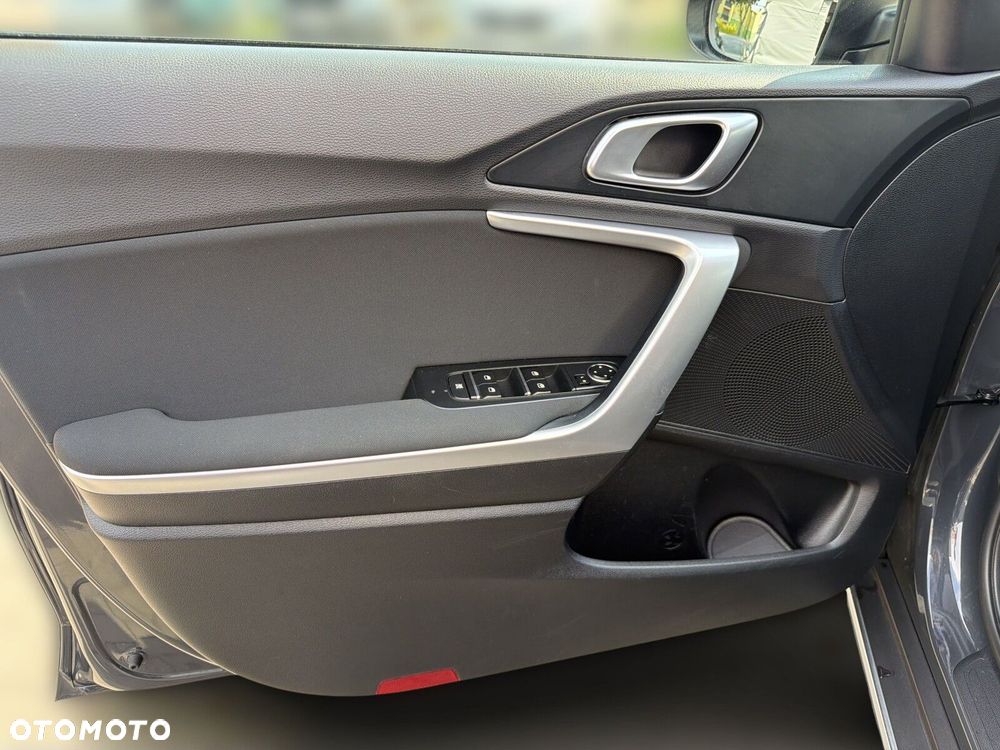 Kia XCeed 1.5 T-GDI M DCT - 12