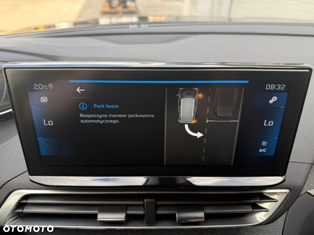 Peugeot 3008 1.2 PureTech Allure S&S - 32