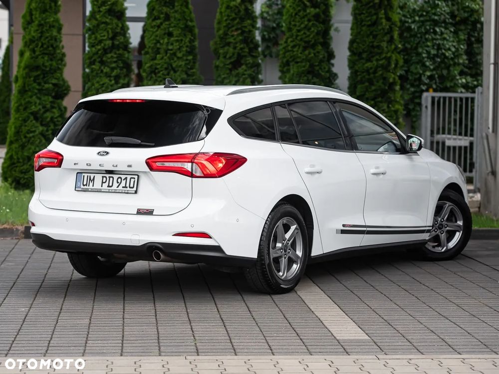 Ford Focus - 13