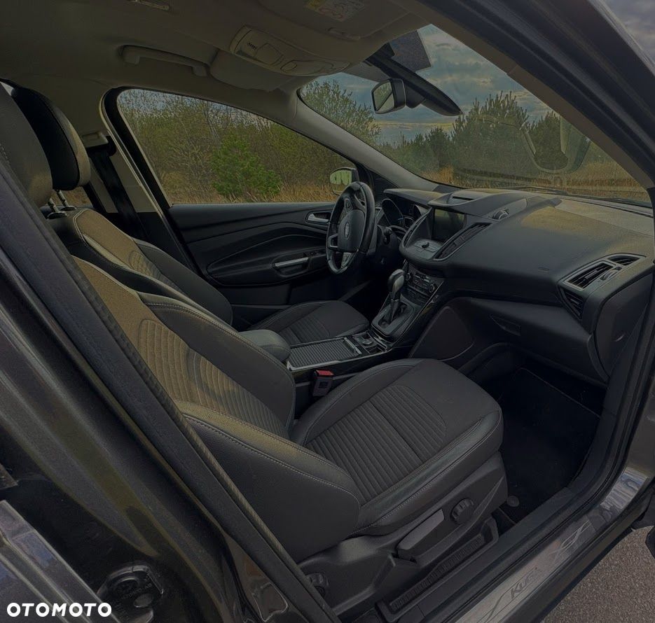Ford Kuga 1.5 EcoBoost 4x4 Titanium - 18