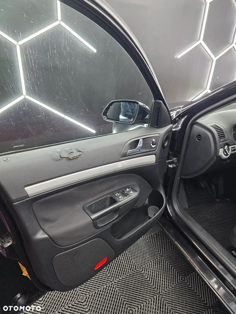 Skoda Octavia 1.6 Ambiente - 15