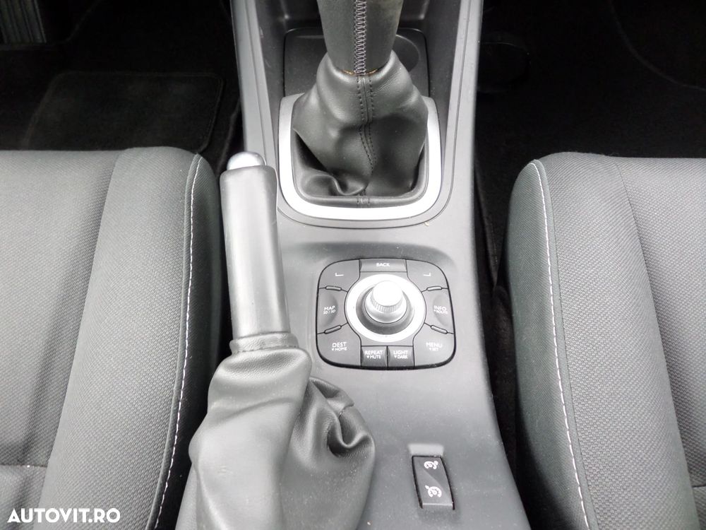 Renault Megane 1.5 dCi Dynamique - 29