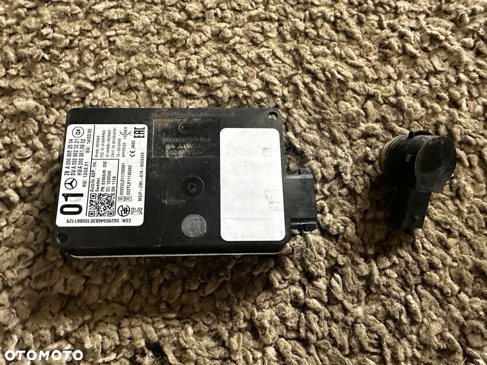 MERCEDES RADAR SENSOR DISTRONIC A0009052504 - 2
