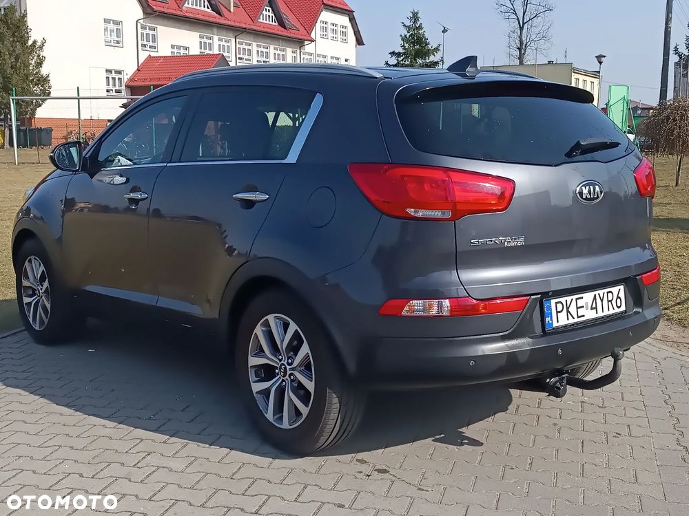 Kia Sportage 1.7 CRDI 2WD ISG Dream-Team Edition - 8