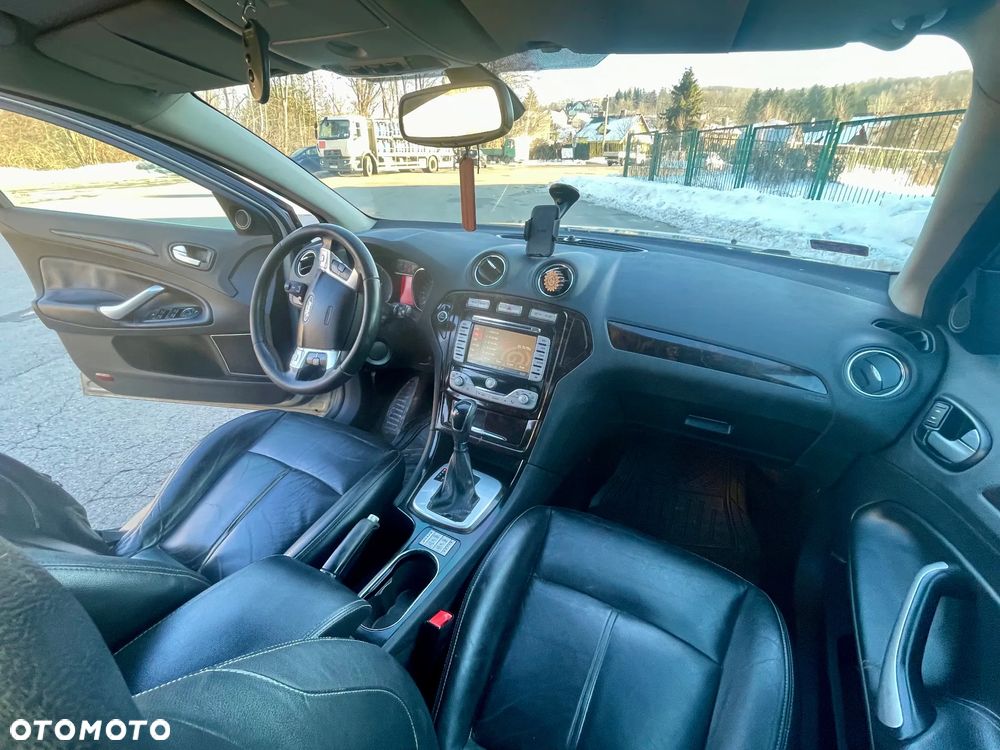 Ford Mondeo 2.0 TDCi Ghia - 31