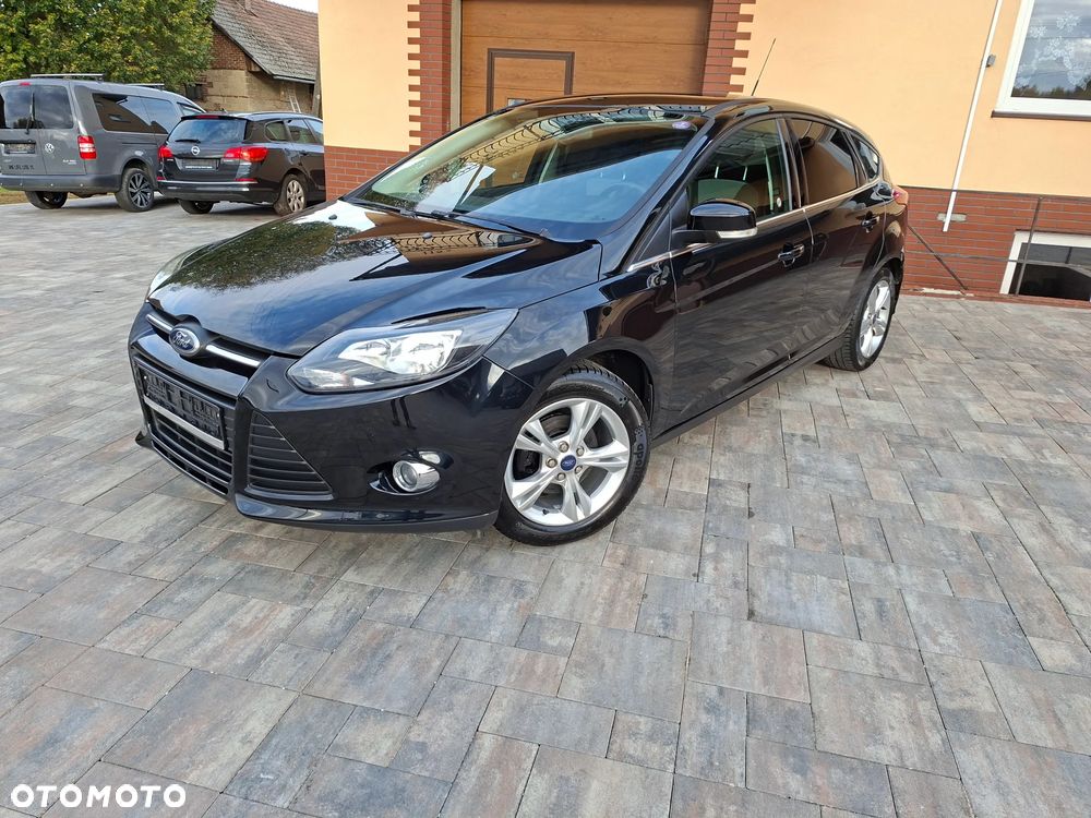 Ford Focus 2012 photo 2