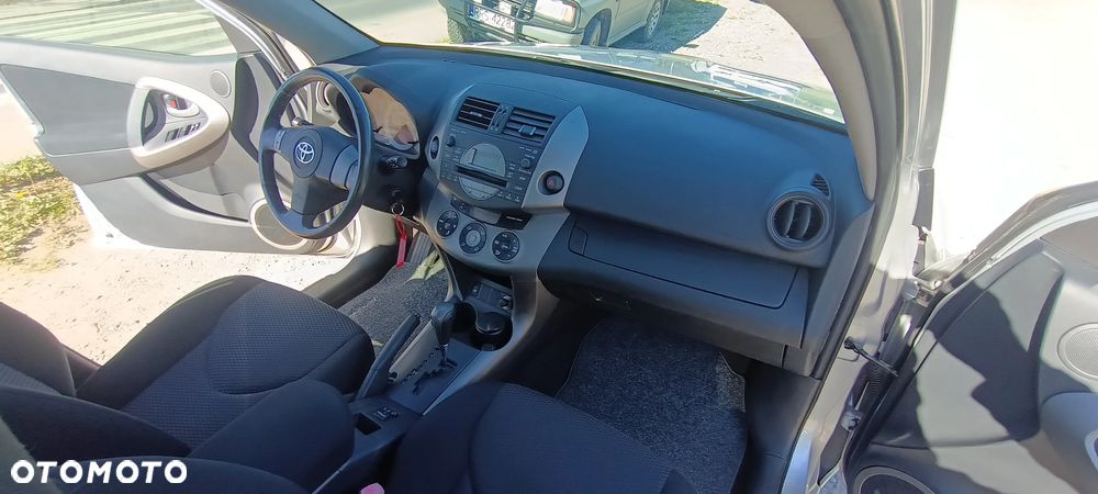 Toyota RAV4 2.0 4x4 Automatik Sol - 19