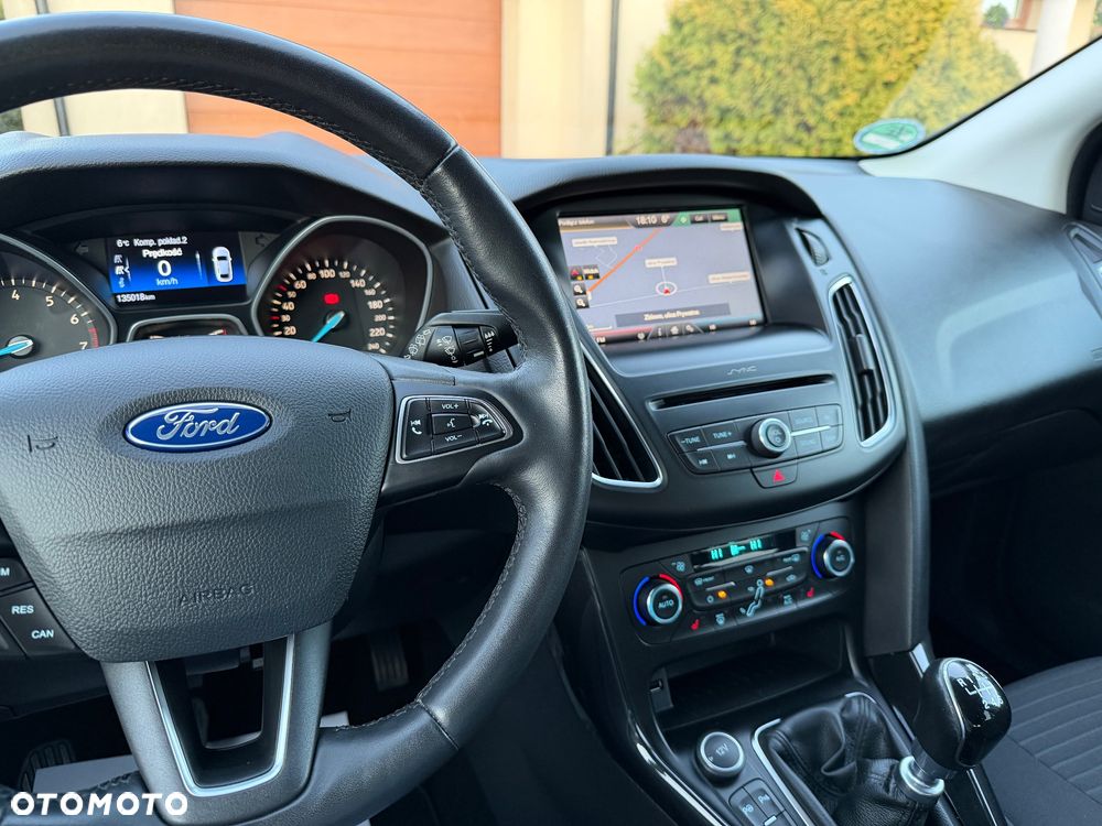 Ford Focus 1.0 EcoBoost Titanium - 30