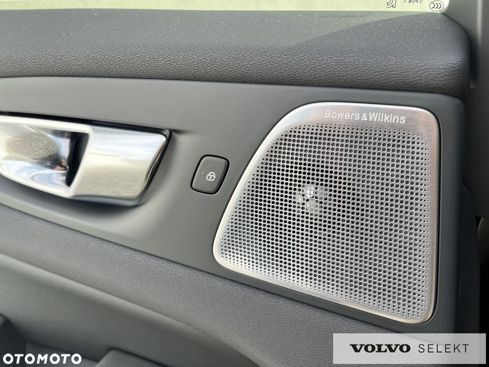Volvo XC 60 - 33