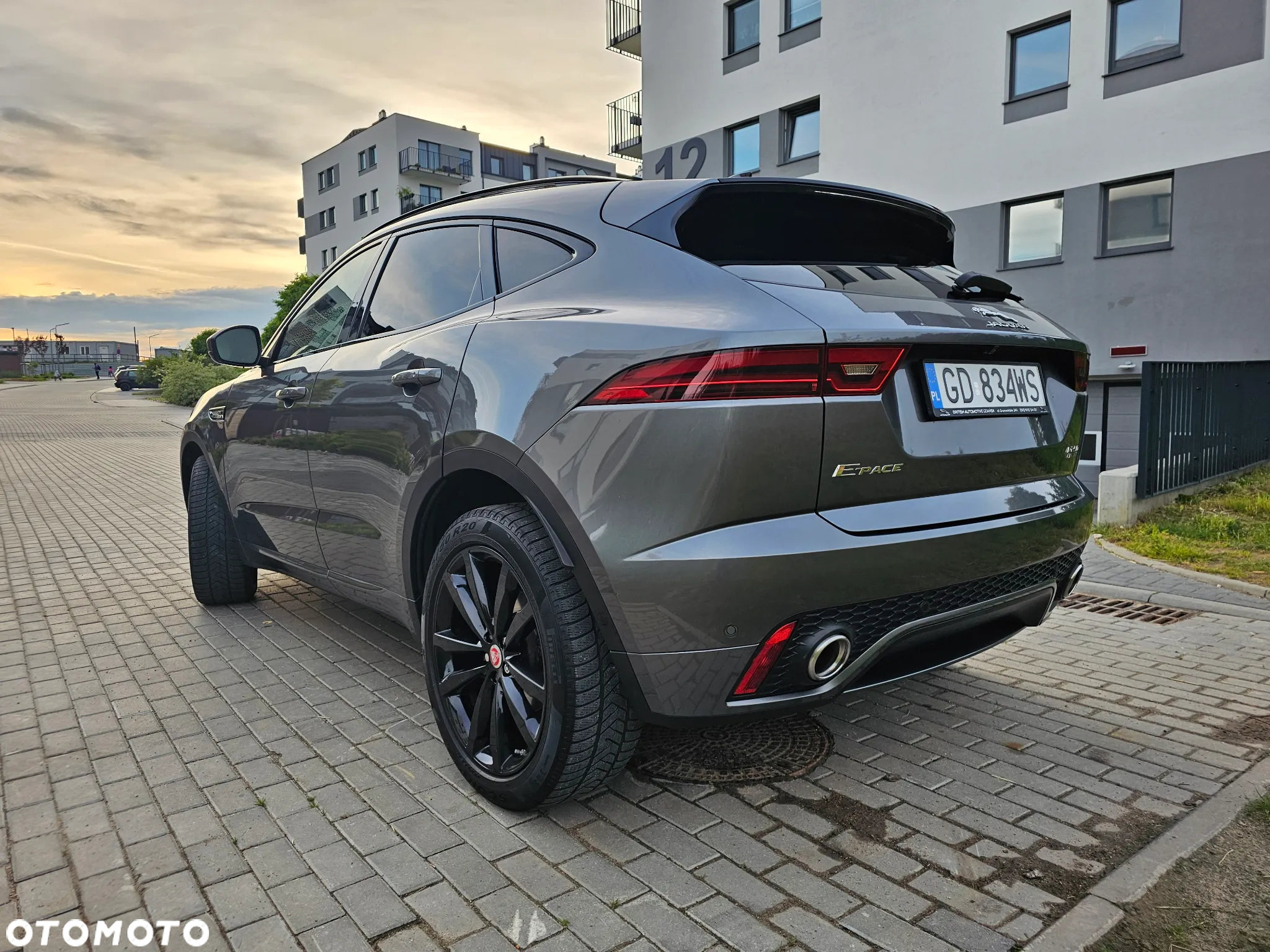 Jaguar E-Pace 2.0 i4P AWD R-Dynamic S - 7