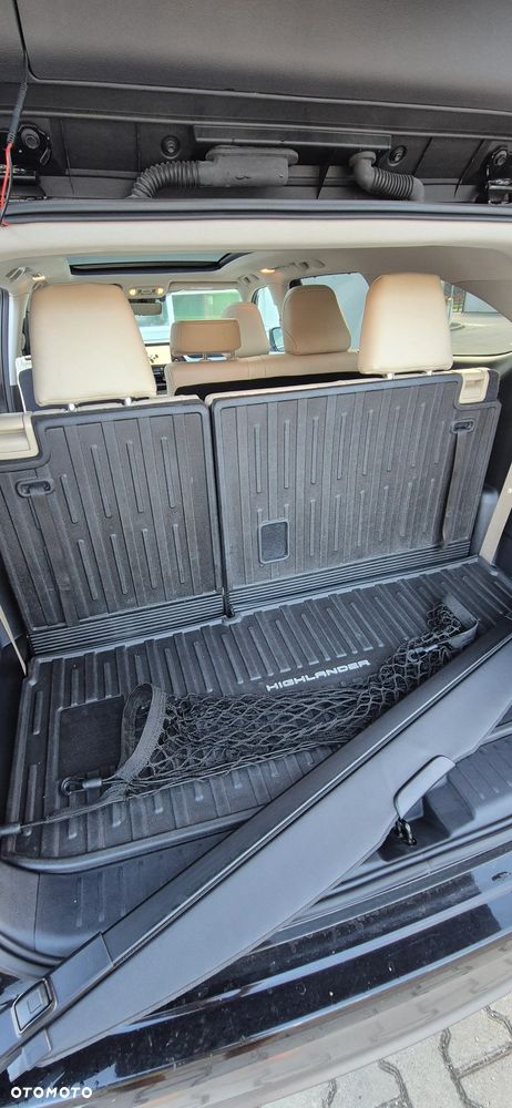 Toyota Highlander 2.5 Hybrid Executive - 24