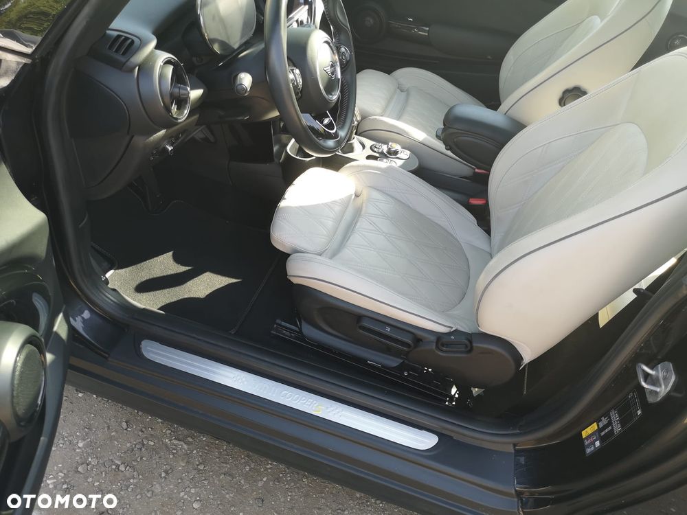 MINI Cooper SE - 21