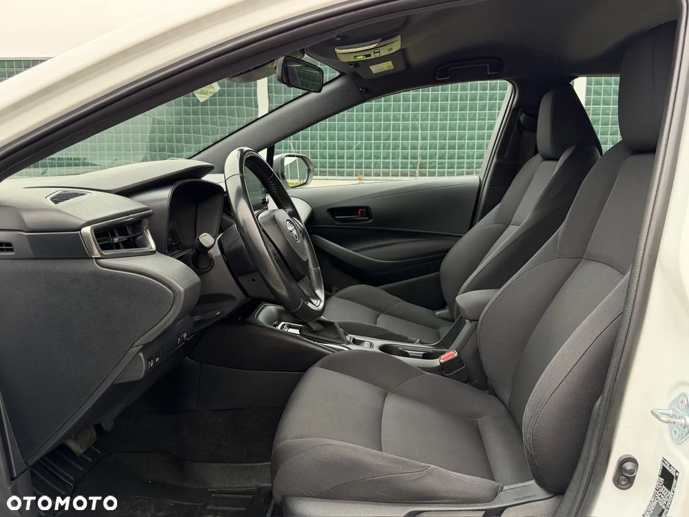 Toyota Corolla 1.8 Hybrid Active - 19