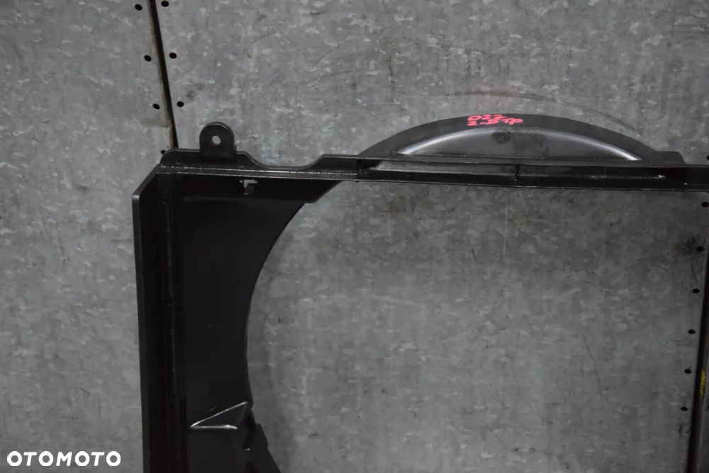 NISSAN NAVARA D22 3.0 TD OBUDOWA WENTYLATORA - 10