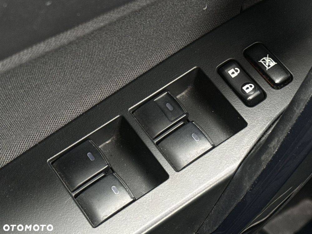 Toyota Auris - 17