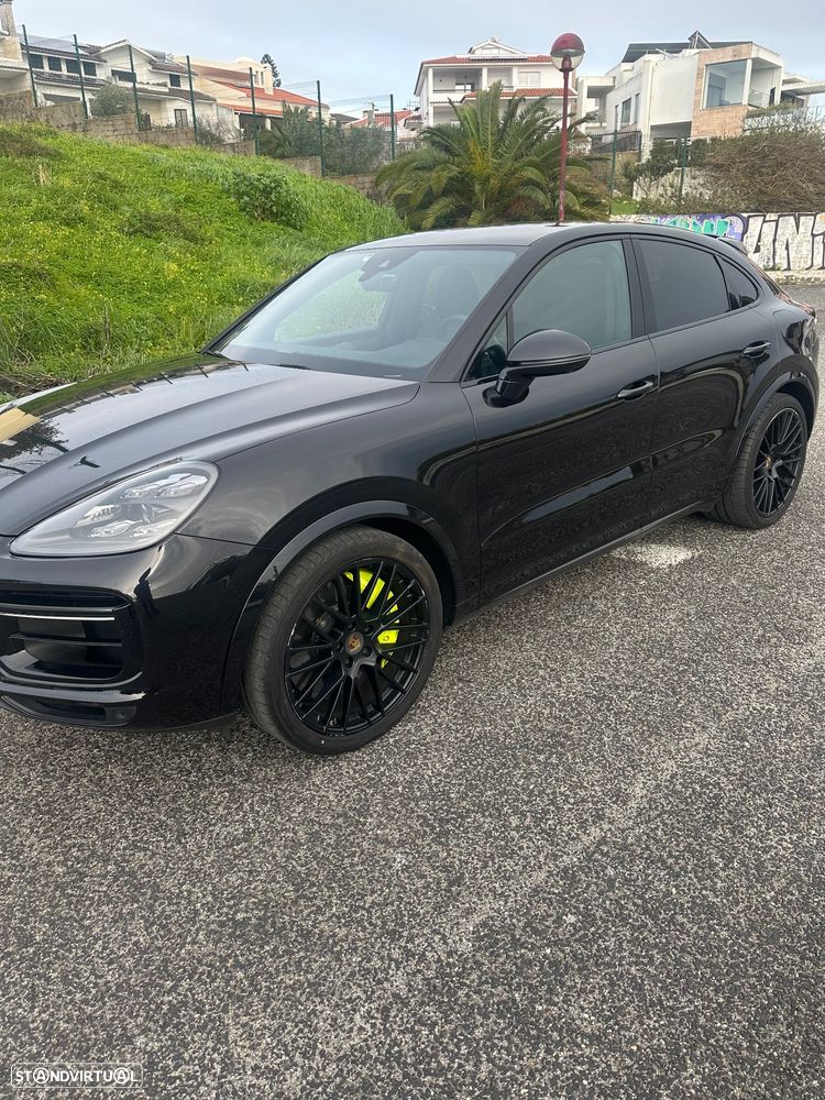 Porsche Cayenne Coupé Turbo S E-Hybrid - 1