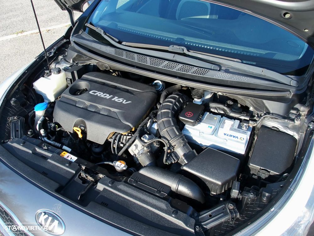 Kia Ceed - 16