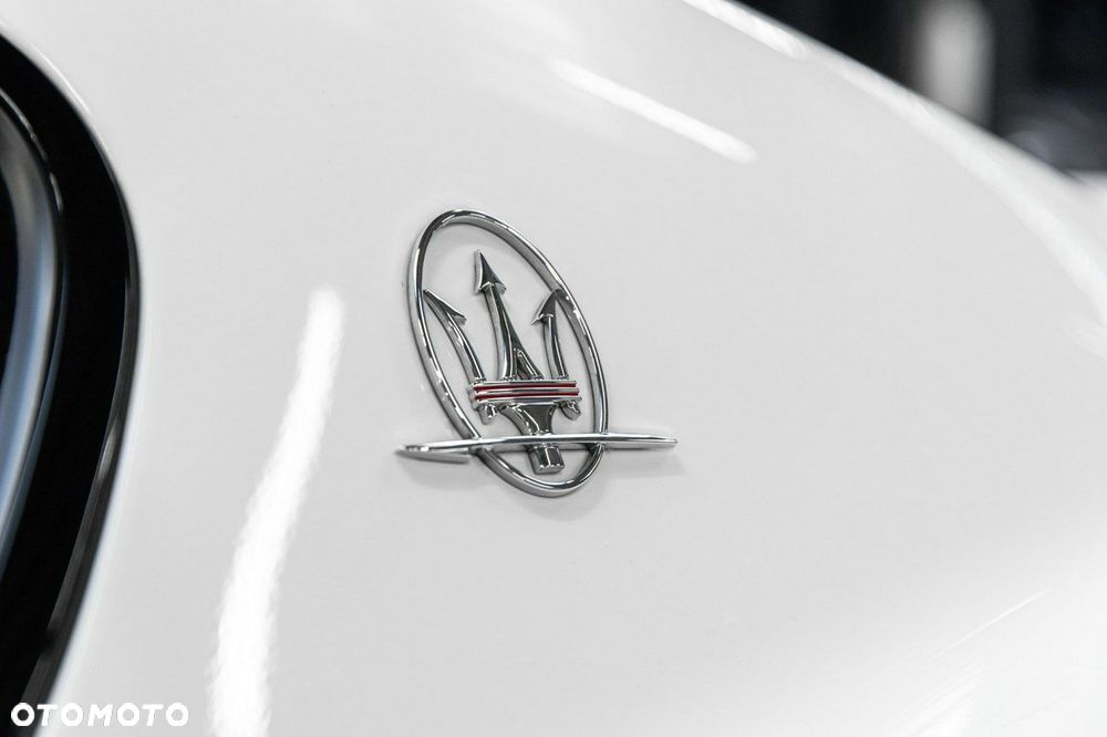 Maserati GranTurismo Sport - 13