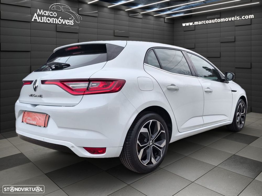 Renault Mégane 1.5 dCi Intens - 2