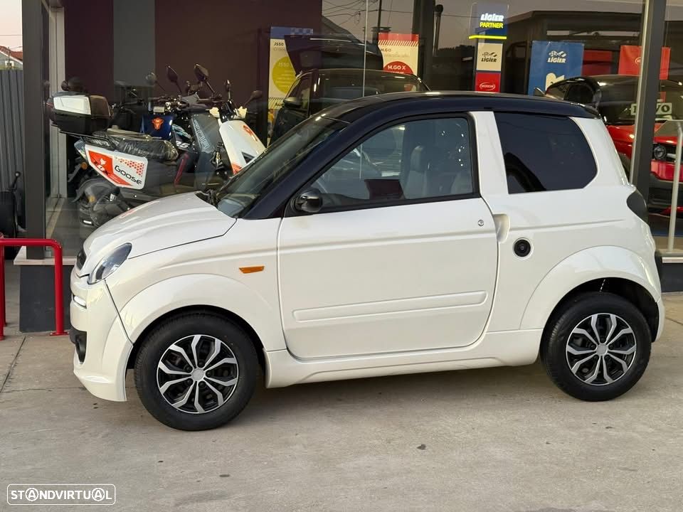 Microcar M.GO - 3