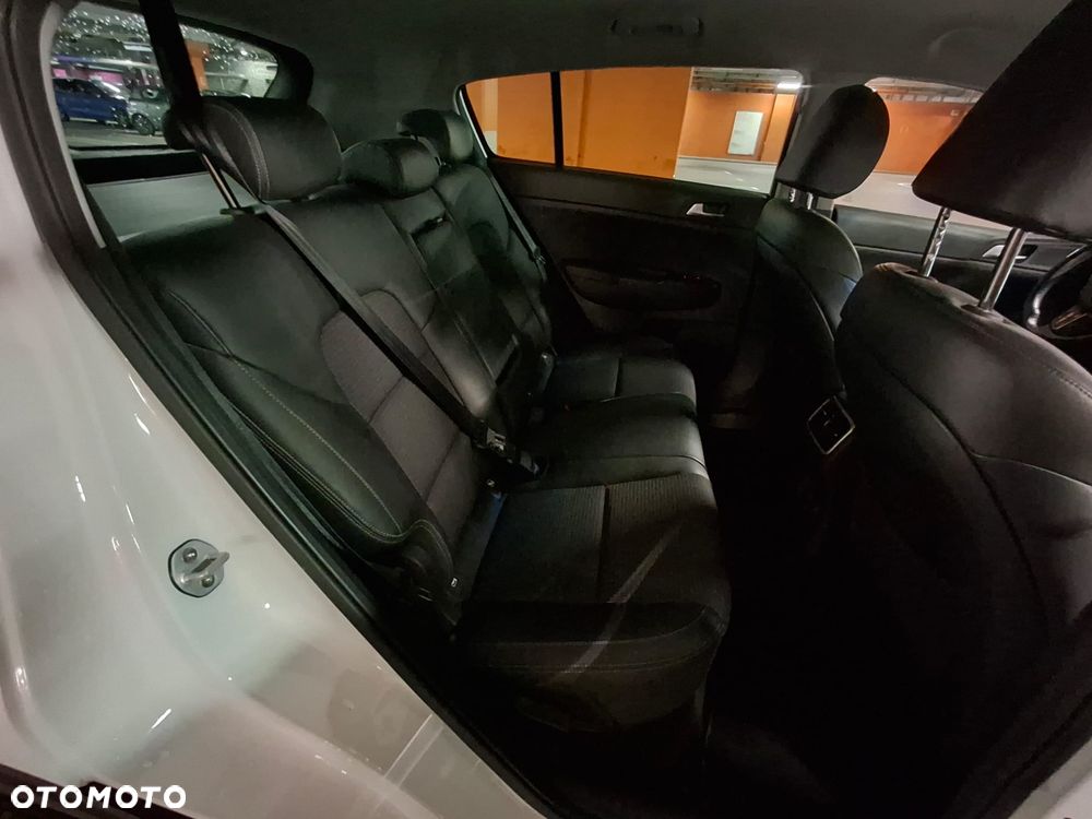 Kia Sportage 1.6 GDI L Business Line Plus 2WD - 27