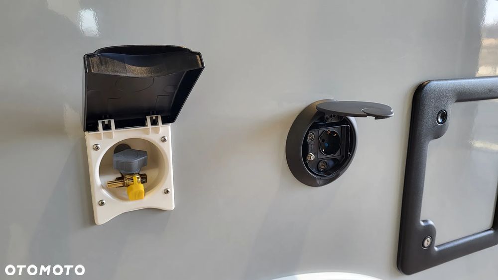 McLOUIS MC4 373 - 5 osobowy - 9