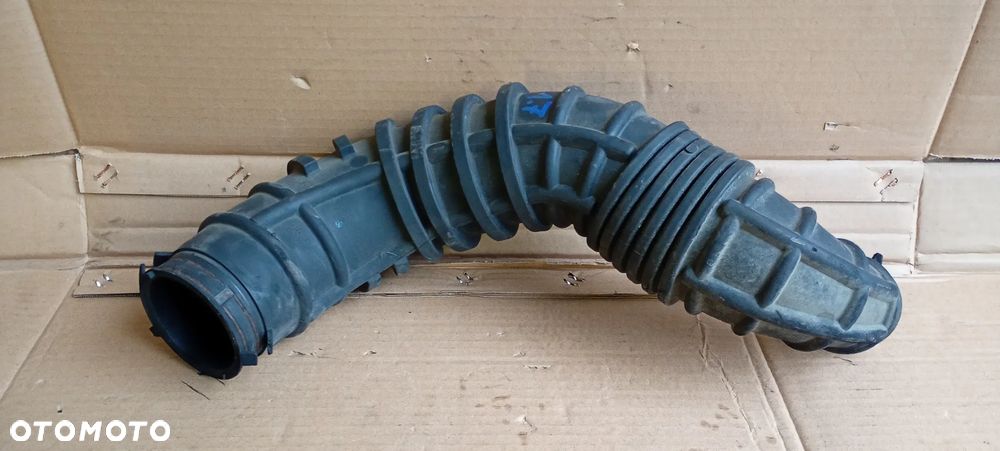 Rura przewód dolot powietrza Hyundai I40 1.7 CRDI 28140-3Z301 - 2