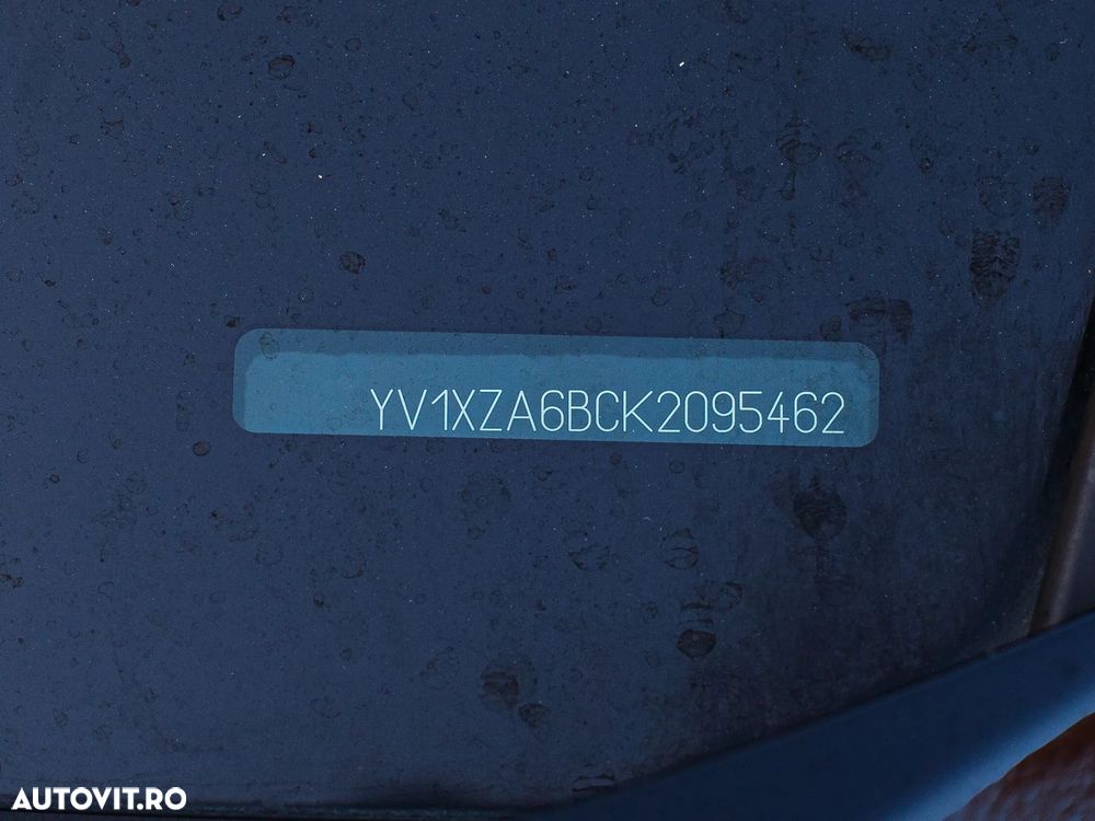 Volvo XC 40 D4 AWD R-Design - 12