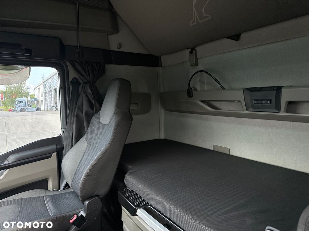 MAN TGX 18.470 4x2 LL SA - 12