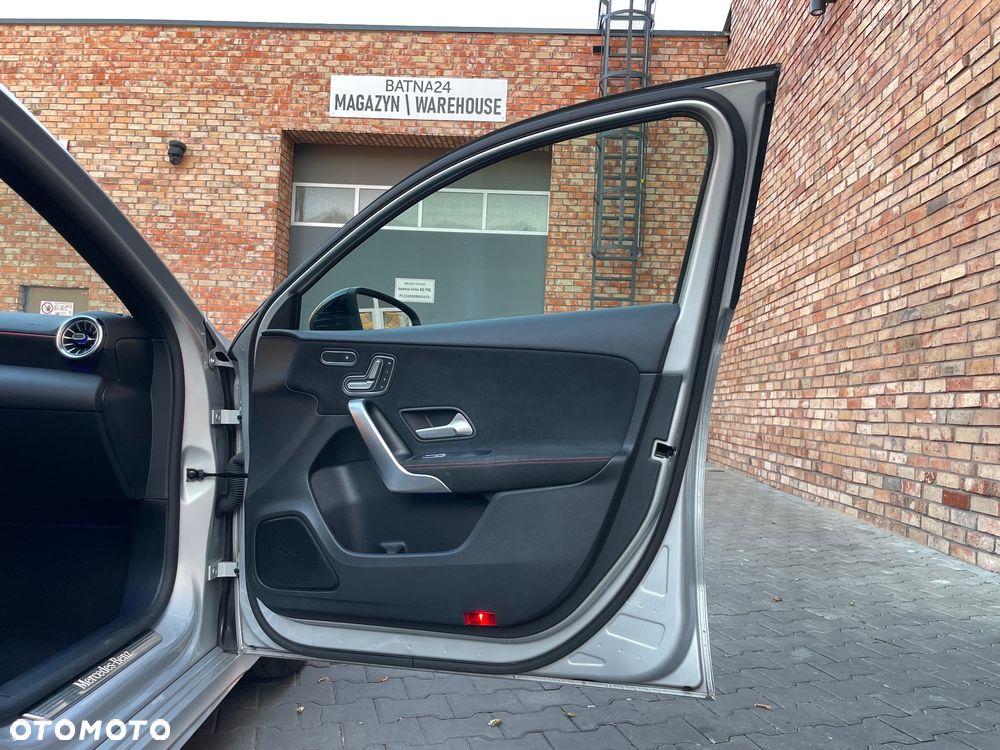 Mercedes-Benz Klasa A 220 d 8G-DCT AMG Line - 13