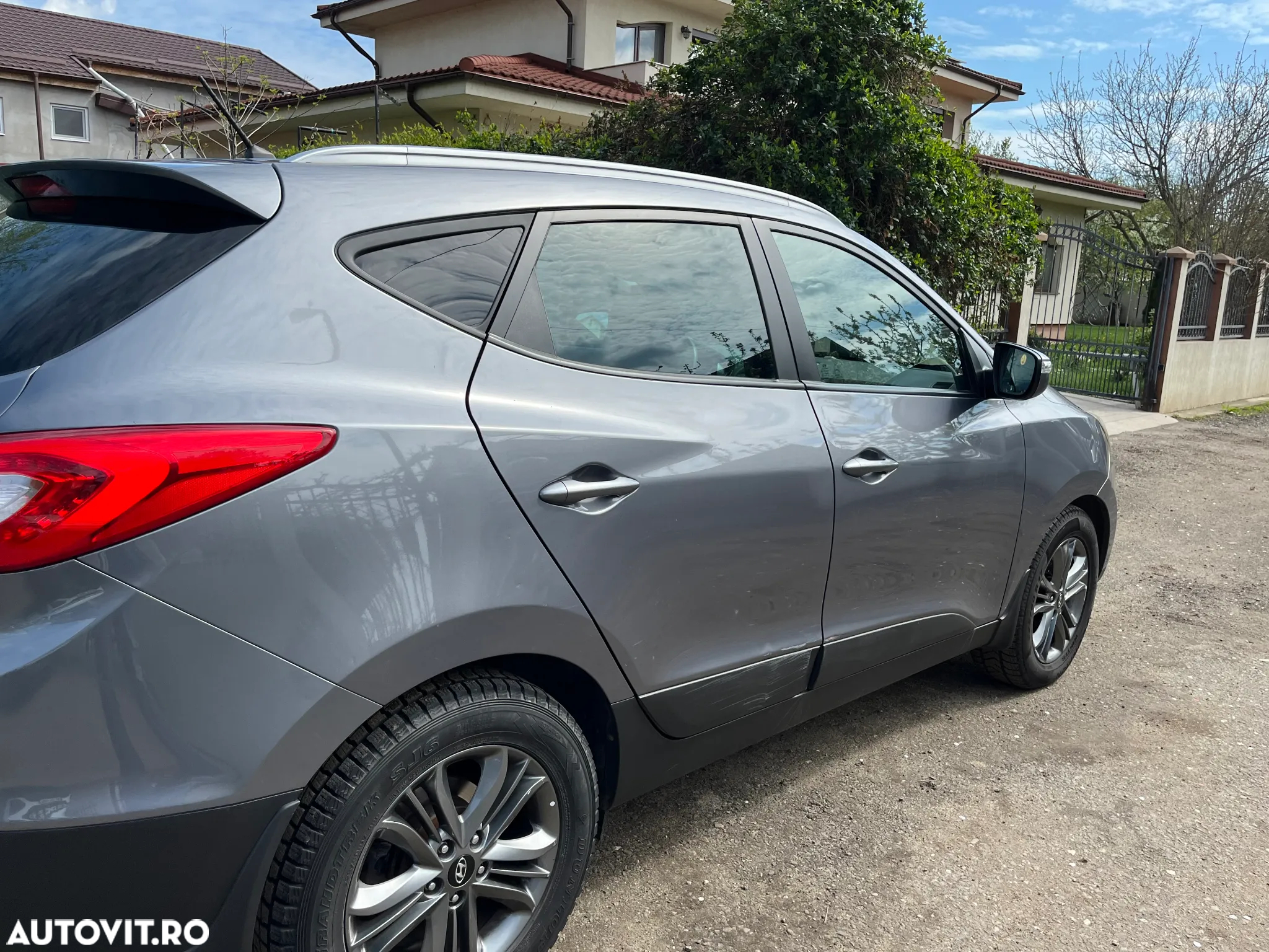 Hyundai ix35 2.0 CRDI Low 2WD GL Classic - 3