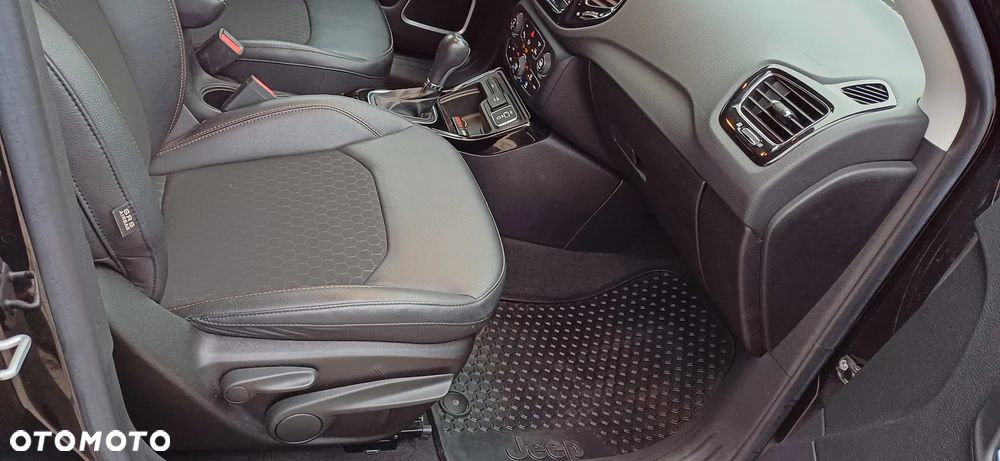 Jeep Compass 1.3 TMair Limited FWD S&S DDCT - 8