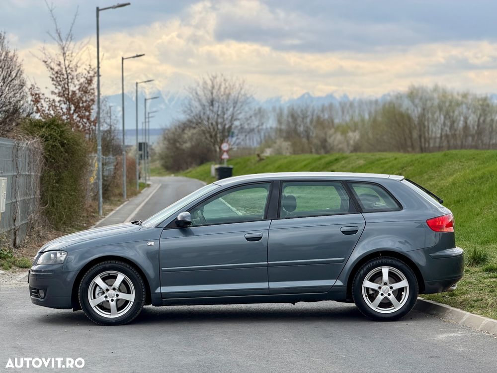 Audi A3 Sportback 2.0 TDI Ambition - 2