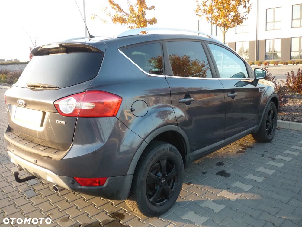 Ford Kuga - 8