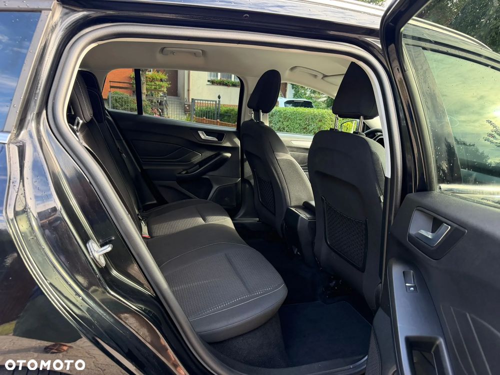 Ford Focus 2.0 EcoBlue Titanium Business - 30