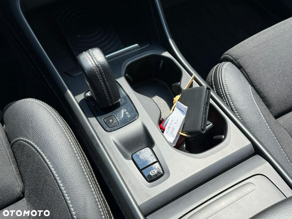 Volvo XC 40 D3 Momentum - 27