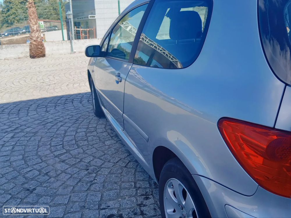 Peugeot 307 - 6