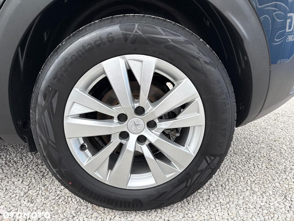 Peugeot 3008 1.2 PureTech GPF Active S&S EAT8 - 12