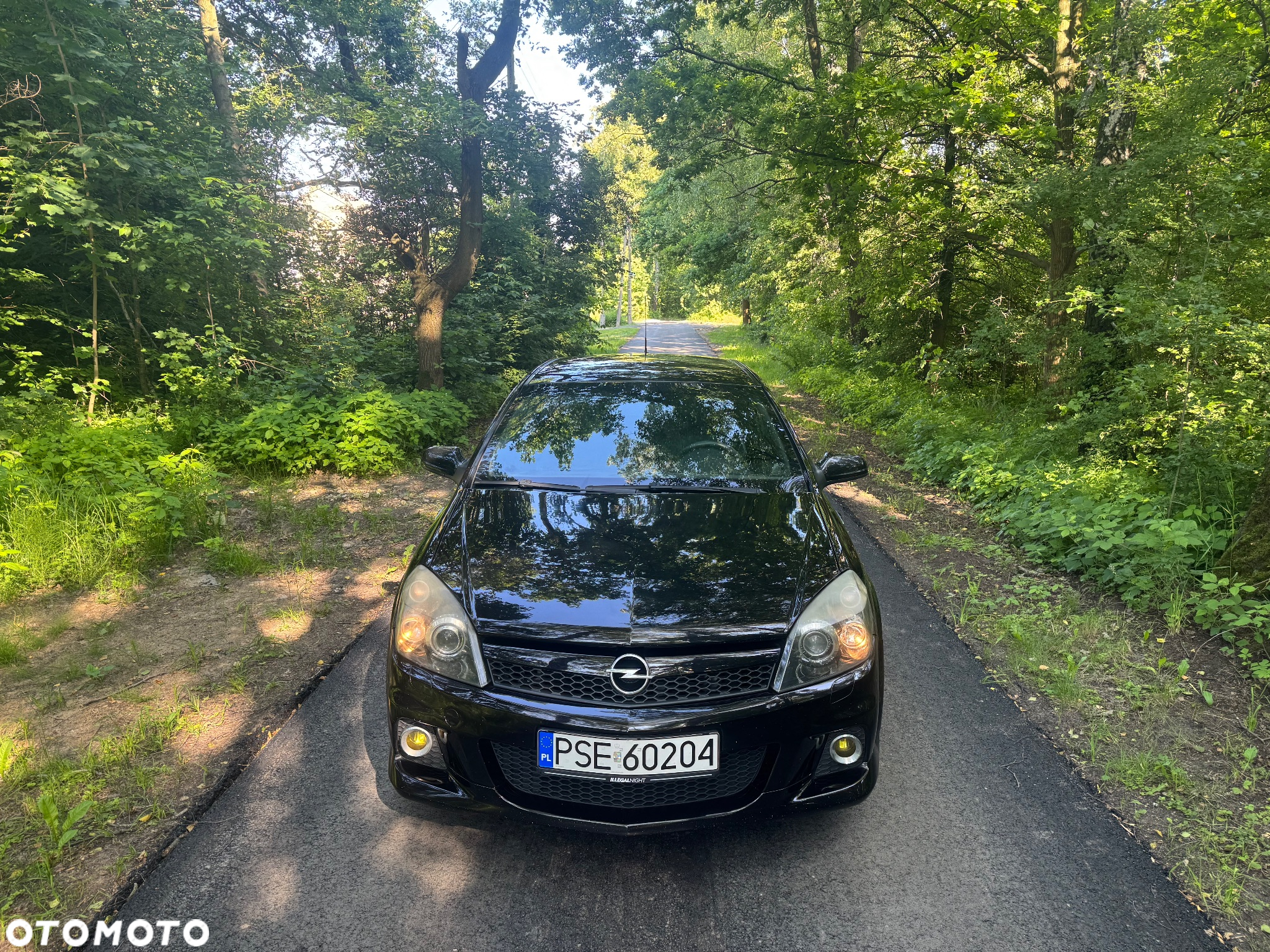 Opel Astra III GTC 2.0 T OPC - 2