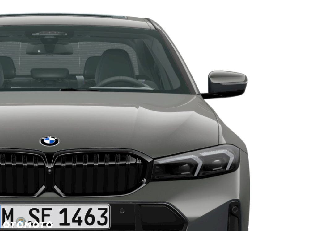BMW Seria 3 330i xDrive - 6