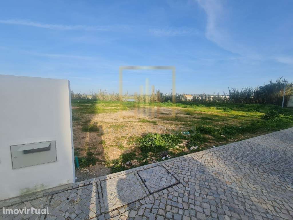 Lote de terreno à venda na Rua Francisco Sá Carneiro, Lagoa - Grande imagem: 3/23