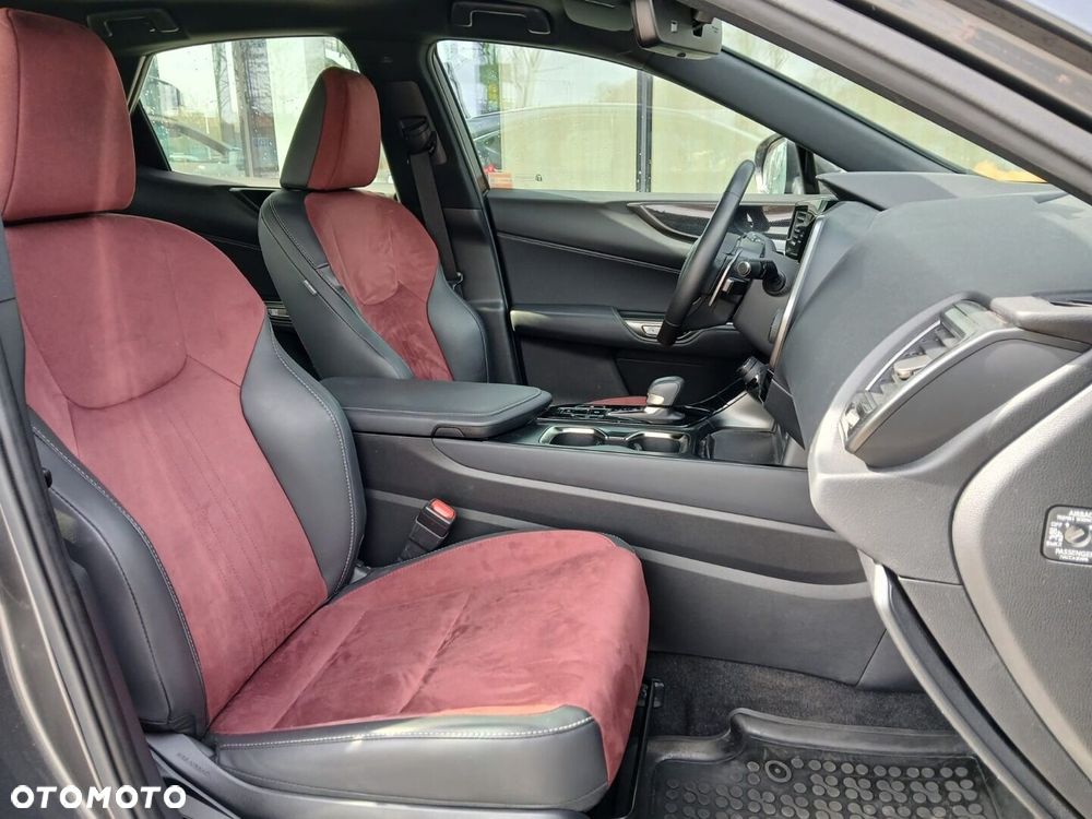 Lexus NX 350h Elegance 2WD - 24