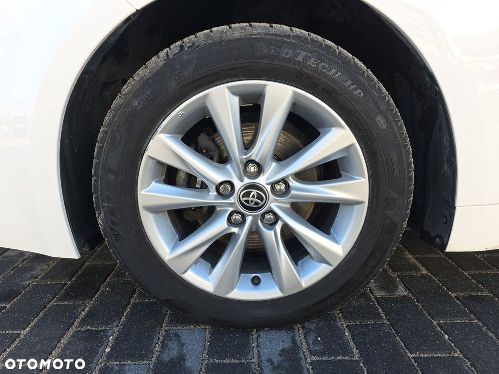 Toyota Corolla 1.8 Hybrid Comfort - 29